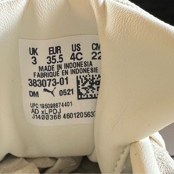 PUMA x Animal Crossing Suede Sneaker Junior SZ 4C NIB - Picture 10 of 12